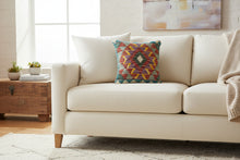 Kilim Cushion-C004